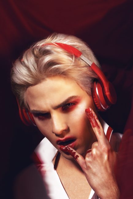 Mauro Lorenzo Fashion Photographer Fashion Editorial Beauty Color Red Portrait Ellements Magazine Style Concept Red Inspiration Minimal