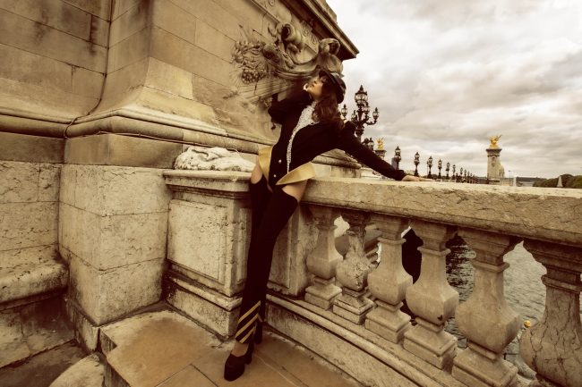 Mauro Lorenzo Fashion Editorial Photographer Advertising Paris France Parigi Toureiffel Pontalexandre Management  Inspiration Moodboard HauteCouture Reinassance fotografiadimoda veil jacket research gold black&white sunset flare pretaporter Portrait altamoda