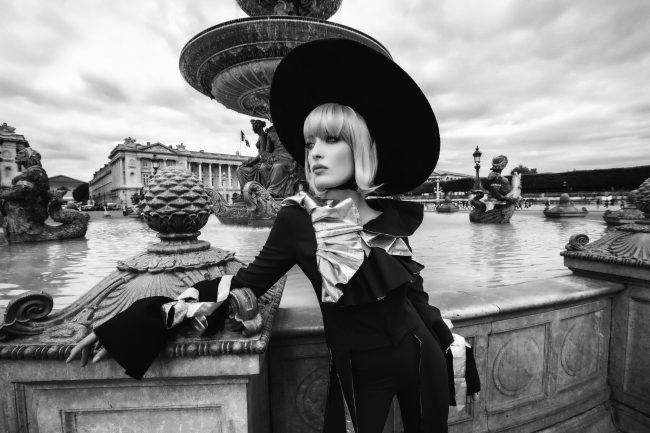 Mauro Lorenzo Fashion Editorial Photographer Advertising Paris France Parigi Toureiffel Pontalexandre Management  Inspiration Moodboard HauteCouture Reinassance fotografiadimoda veil jacket research gold black&white sunset flare pretaporter Portrait altamoda