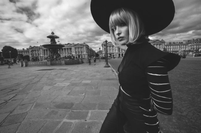 Mauro Lorenzo Fashion Editorial Photographer Advertising Paris France Parigi Toureiffel Pontalexandre Management  Inspiration Moodboard HauteCouture Reinassance fotografiadimoda veil jacket research gold black&white sunset flare pretaporter Portrait altamoda