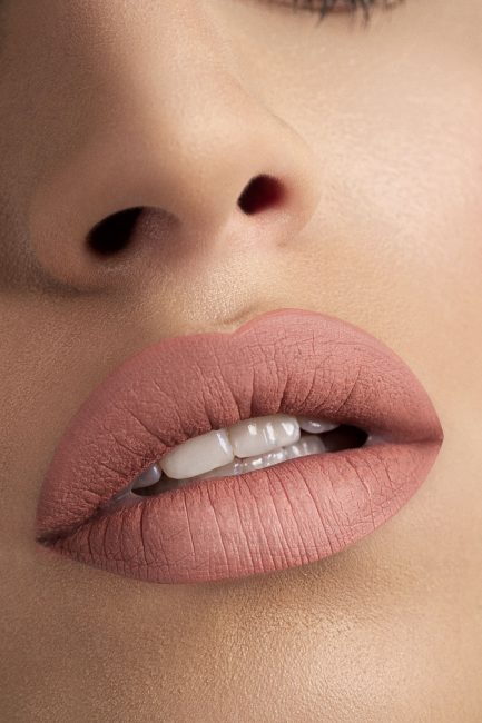 Mauro Lorenzo Fashion Editorial Photographer Advertising Paris France Roma Retouch Management Beauty Clean Essential make-up post-production crop studio-session luxury close-up macro lips red Portrait white