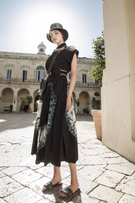 Mauro Lorenzo Fashion Photographer Advertising Campaign Lecce Dior Resort New Collection Santa Croce Sfilata Bag Luxury baroque Moodboard classic boutique movement colours Inspiration artDirector pants church Hat