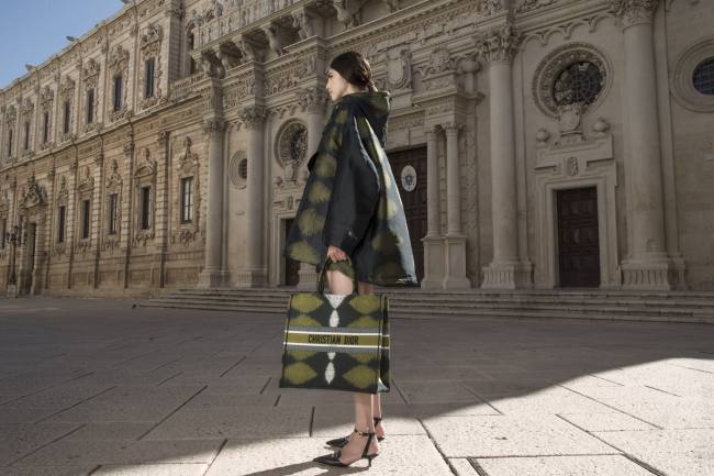 Mauro Lorenzo Fashion Photographer Advertising Campaign Lecce Dior Resort New Collection Santa Croce Sfilata Bag Luxury baroque Moodboard classic boutique movement colours Inspiration artDirector pants church Hat