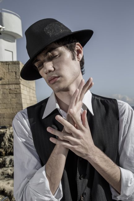 Mauro Lorenzo Fashion Photographer Advertising Campaign cinema Hat Cappelli handmade Doria Pitti Colour Moodboard Boutique Inspiration artDirector hautecouture american luxury sea jacket train leather