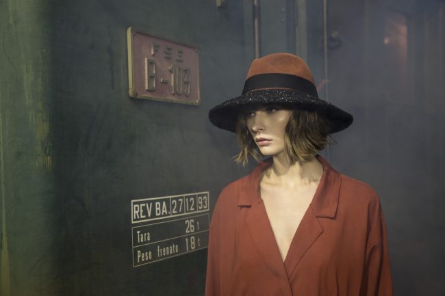 Mauro Lorenzo Fashion Photographer Advertising Campaign cinema Hat Cappelli handmade Doria Pitti Colour Moodboard Boutique Inspiration artDirector hautecouture american luxury sea jacket train leather