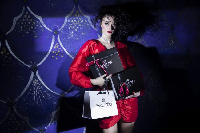 Mauro Lorenzo Fashion Photographer Advertising Campaign essential professional make-up minimal geometric graphic christmas texture cosmesi blue minimalism Moodboard lip stick gift artDirector luxury natale packages shoes