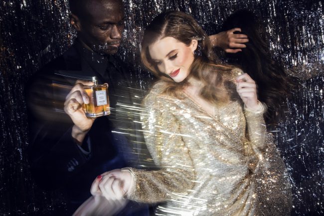 Mauro Lorenzo Fashion Photographer Advertising Campaign essential professional make-up minimal geometric graphic christmas texture cosmesi blue minimalism Moodboard lip stick gift artDirector luxury natale packages shoes