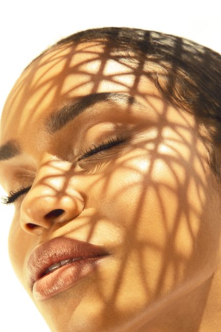 Mauro Lorenzo Fashion Photographer Advertising Campaign essential professional make-up minimal product geometric graphic young texture cosmesi minimal minimalism Moodboard roma lip stick artDirector luxury roma riad wather