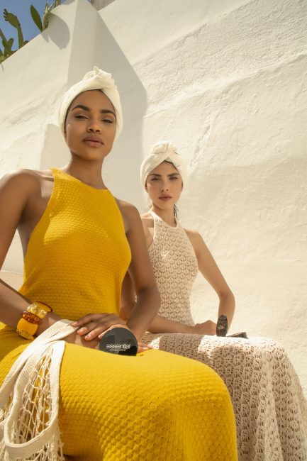 Mauro Lorenzo Fashion Photographer Advertising Campaign essential professional make-up minimal product geometric graphic young texture cosmesi minimal minimalism Moodboard roma lip stick artDirector luxury roma riad wather