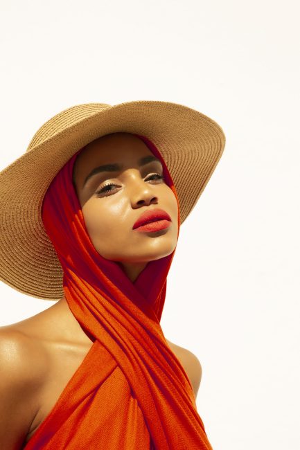 Mauro Lorenzo Fashion Photographer Advertising Campaign essential professional make-up minimal product geometric graphic young texture cosmesi minimal minimalism Moodboard roma lip stick artDirector luxury roma riad wather