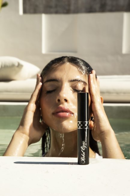 Mauro Lorenzo Fashion Photographer Advertising Campaign essential professional make-up minimal product geometric graphic young texture cosmesi minimal minimalism Moodboard roma lip stick artDirector luxury roma riad wather