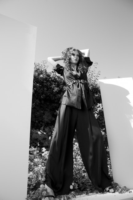 Mauro Lorenzo Fashion Photographer Advertising Campaign moitiè pretaporter minimal handmade geometric flower young texture leopard Whitedress Moodboard designer rock hat artDirector woman jump bag pannel jacket