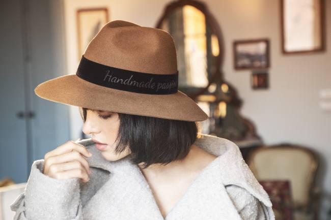 Mauro Lorenzo Fashion Photographer Advertising Campaign studio Hat Cappelli handmade Doria Pitti Colours Moodboard Boutique Inspiration artDirector hautecouture american luxury sea jacket blue leather