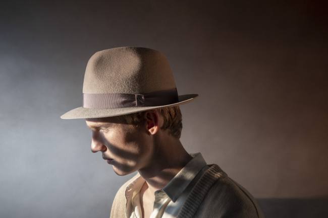 Mauro Lorenzo Fashion Photographer Advertising Campaign studio Hat Cappelli handmade Doria Pitti Colours Moodboard Boutique Inspiration artDirector hautecouture american luxury sea jacket blue leather