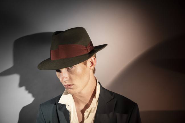 Mauro Lorenzo Fashion Photographer Advertising Campaign studio Hat Cappelli handmade Doria Pitti Colours Moodboard Boutique Inspiration artDirector hautecouture american luxury sea jacket blue leather