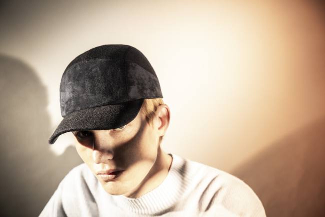 Mauro Lorenzo Fashion Photographer Advertising Campaign studio Hat Cappelli handmade Doria Pitti Colours Moodboard Boutique Inspiration artDirector hautecouture american luxury sea jacket blue leather