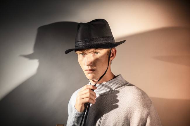 Mauro Lorenzo Fashion Photographer Advertising Campaign studio Hat Cappelli handmade Doria Pitti Colours Moodboard Boutique Inspiration artDirector hautecouture american luxury sea jacket blue leather