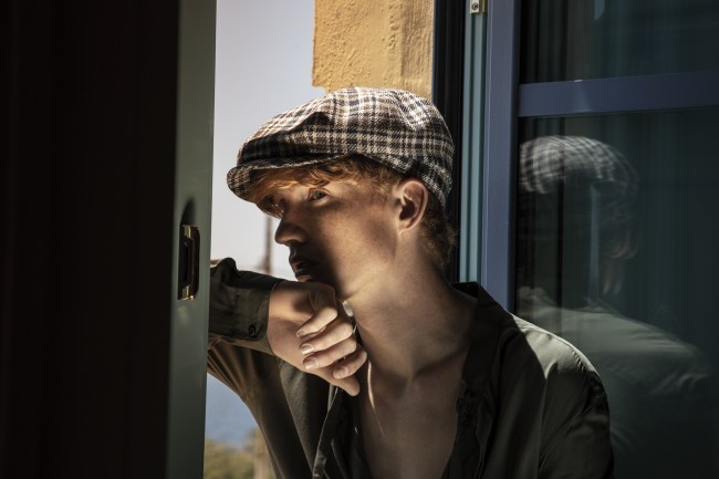 Mauro Lorenzo Fashion Photographer Advertising Campaign studio Hat Cappelli handmade Doria Pitti Colours Moodboard Boutique Inspiration artDirector hautecouture american luxury sea jacket blue leather