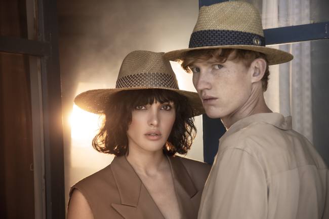 Mauro Lorenzo Fashion Photographer Advertising Campaign studio Hat Cappelli handmade Doria Pitti Colours Moodboard Boutique Inspiration artDirector hautecouture american luxury sea jacket blue leather