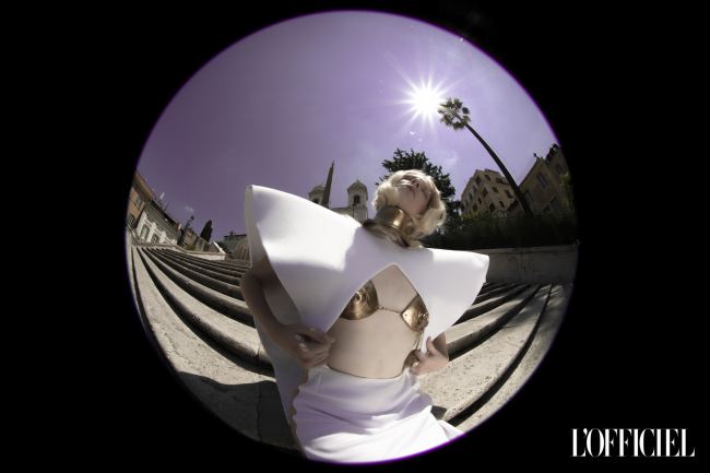 Mauro Lorenzo Fashion Photographer Advertising Campaign studio Hat Cappelli handmade L'Officiel Baltic White Moodboard Piazzadispagna Inspiration artDirector hautecouture fontanaditrevi luxury roma jacket editorial