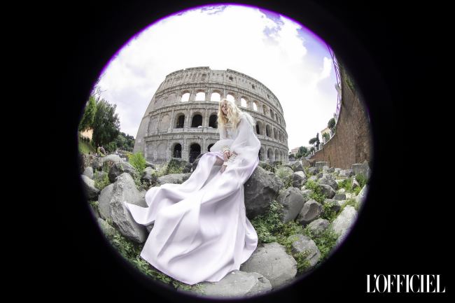 Mauro Lorenzo Fashion Photographer Advertising Campaign studio Hat Cappelli handmade L'Officiel Baltic White Moodboard Piazzadispagna Inspiration artDirector hautecouture fontanaditrevi luxury roma jacket editorial