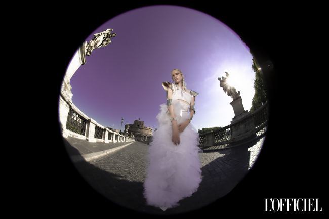 Mauro Lorenzo Fashion Photographer Advertising Campaign studio Hat Cappelli handmade L'Officiel Baltic White Moodboard Piazzadispagna Inspiration artDirector hautecouture fontanaditrevi luxury roma jacket editorial