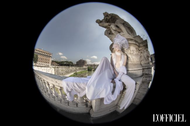 Mauro Lorenzo Fashion Photographer Advertising Campaign studio Hat Cappelli handmade L'Officiel Baltic White Moodboard Piazzadispagna Inspiration artDirector hautecouture fontanaditrevi luxury roma jacket editorial