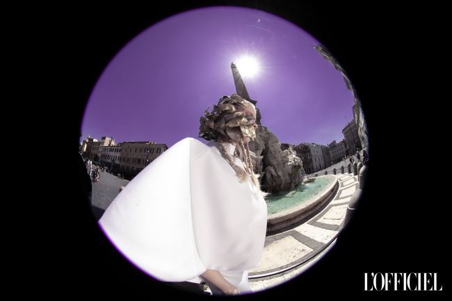 Mauro Lorenzo Fashion Photographer Advertising Campaign studio Hat Cappelli handmade L'Officiel Baltic White Moodboard Piazzadispagna Inspiration artDirector hautecouture fontanaditrevi luxury roma jacket editorial