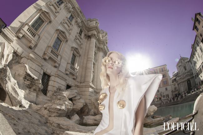 Mauro Lorenzo Fashion Photographer Advertising Campaign studio Hat Cappelli handmade L'Officiel Baltic White Moodboard Piazzadispagna Inspiration artDirector hautecouture fontanaditrevi luxury roma jacket editorial