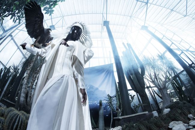 Mauro Lorenzo Fashion Photographer Advertising Campaign studio Hat Cappelli handmade animals cordella botanic Moodboard nature Inspiration artDirector hautecouture new era luxury white jacket editorial