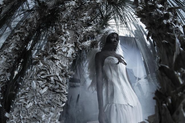 Mauro Lorenzo Fashion Photographer Advertising Campaign studio Hat Cappelli handmade animals cordella botanic Moodboard nature Inspiration artDirector hautecouture new era luxury white jacket editorial