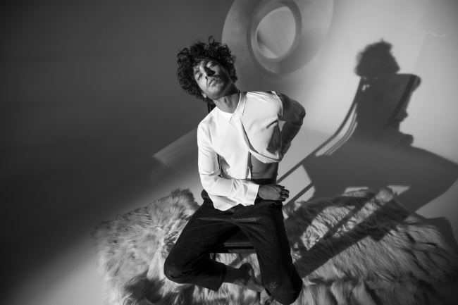 Mauro Lorenzo Fashion Photographer Advertising Campaign studio Hat Cappelli handmade marsem gentleman rocker rock  White Moodboard biancoenero akash kumar Inspiration artDirector man projection pants jacket