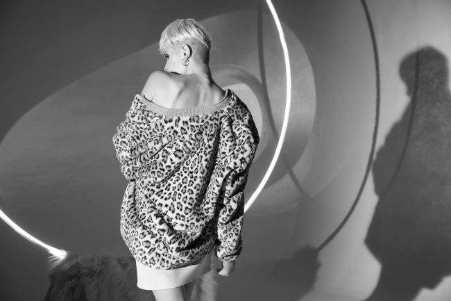 Mauro Lorenzo Fashion Photographer Advertising Campaign studio Hat Cappelli handmade marsem gentleman rocker rock  White Moodboard biancoenero akash kumar Inspiration artDirector man projection pants jacket