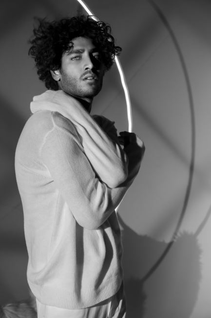 Mauro Lorenzo Fashion Photographer Advertising Campaign studio Hat Cappelli handmade marsem gentleman rocker rock  White Moodboard biancoenero akash kumar Inspiration artDirector man projection pants jacket