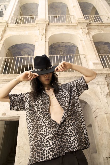 Mauro Lorenzo Fashion Photographer Advertising Campaign studio Hat Cappelli handmade marsem gentleman rocker rock  baroque Moodboard classic movement cinema Inspiration artDirector man dimora pants jacket-0298