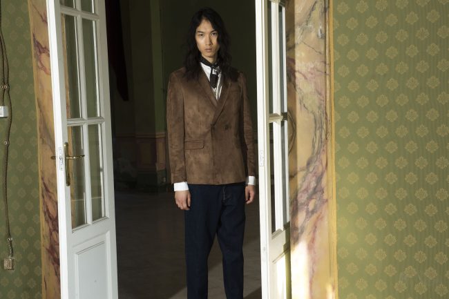 Mauro Lorenzo Fashion Photographer Advertising Campaign studio Hat Cappelli handmade marsem gentleman rocker rock  baroque Moodboard classic movement cinema Inspiration artDirector man dimora pants jacket-0298