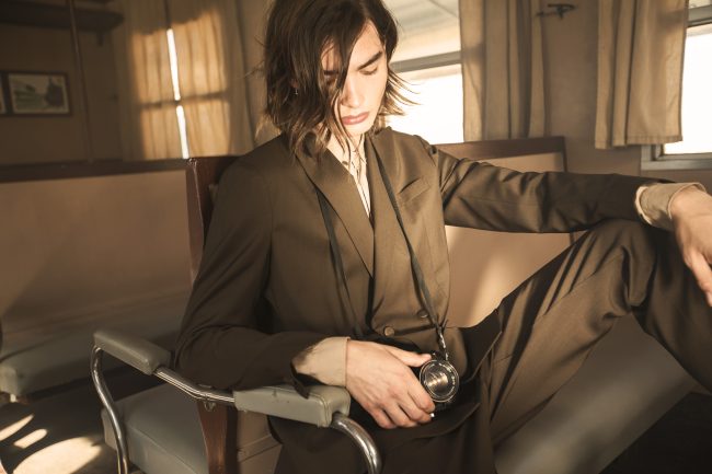 Mauro Lorenzo Fashion Photographer Advertising Campaign studio Hat Cappelli handmade marsem gentleman rocker rock  treno Moodboard biancoenero lindberg cinema Inspiration artDirector man train pants jacket