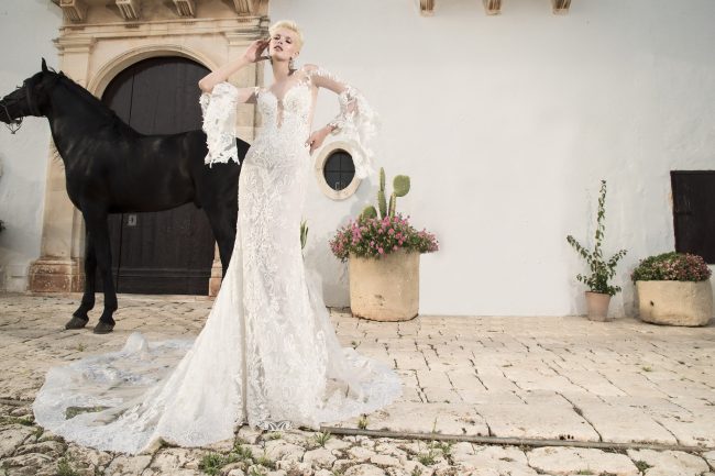 Mauro Lorenzo Fashion Photographer Advertising Campaign studio bridal altamoda handmade diamond cavallo black horse Whitedress Moodboard bridaldesigner luxury sposa artDirector woman pizzo coda duomo lecce puglia