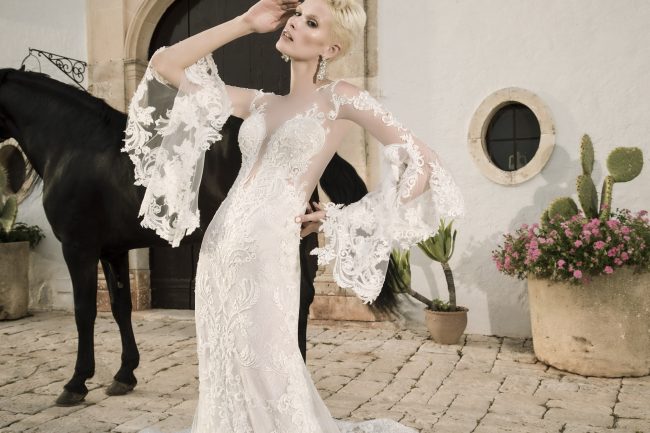 Mauro Lorenzo Fashion Photographer Advertising Campaign studio bridal altamoda handmade diamond cavallo black horse Whitedress Moodboard bridaldesigner luxury sposa artDirector woman pizzo coda duomo lecce puglia