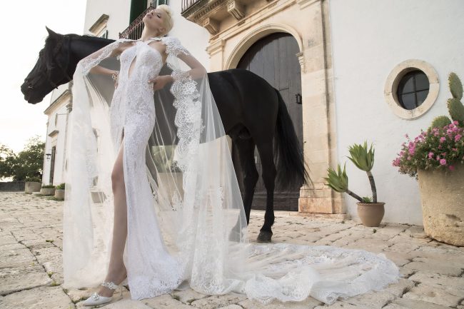 Mauro Lorenzo Fashion Photographer Advertising Campaign studio bridal altamoda handmade diamond cavallo black horse Whitedress Moodboard bridaldesigner luxury sposa artDirector woman pizzo coda duomo lecce puglia