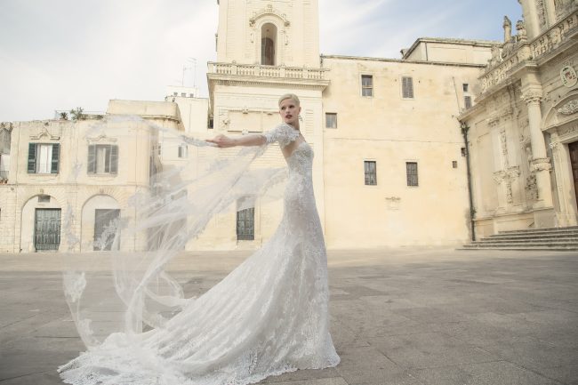 Mauro Lorenzo Fashion Photographer Advertising Campaign studio bridal altamoda handmade diamond cavallo black horse Whitedress Moodboard bridaldesigner luxury sposa artDirector woman pizzo coda duomo lecce puglia