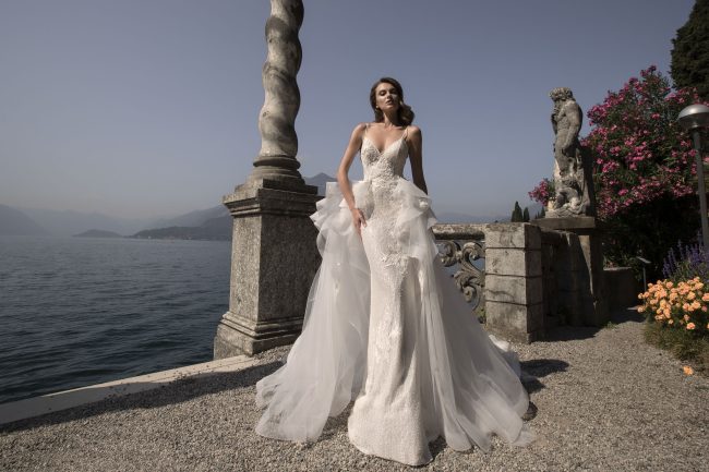 Mauro Lorenzo Fashion Photographer Advertising Campaign studio bridal altamoda handmade diamond lago como Whitedress Moodboard bridaldesigner luxury sposa artDirector woman pizzo coda villa monastero -1561 copia
