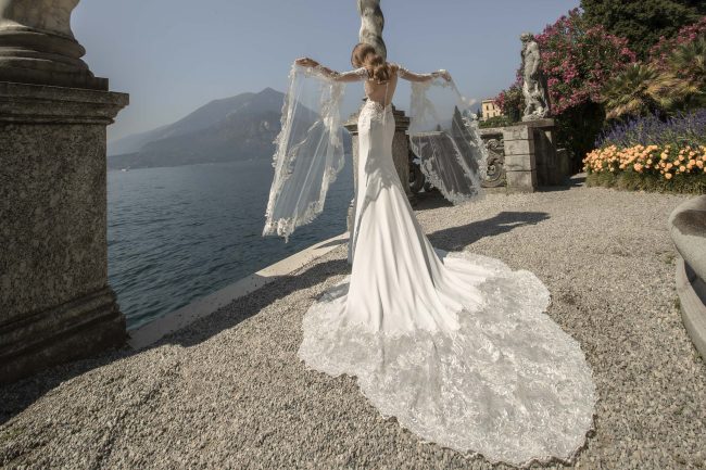 Mauro Lorenzo Fashion Photographer Advertising Campaign studio bridal altamoda handmade diamond lago como Whitedress Moodboard bridaldesigner luxury sposa artDirector woman pizzo coda villa monastero -1561 copia