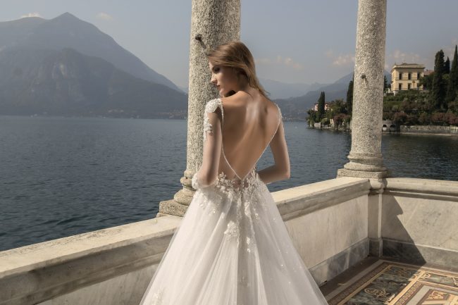 Mauro Lorenzo Fashion Photographer Advertising Campaign studio bridal altamoda handmade diamond lago como Whitedress Moodboard bridaldesigner luxury sposa artDirector woman pizzo coda villa monastero -1561 copia