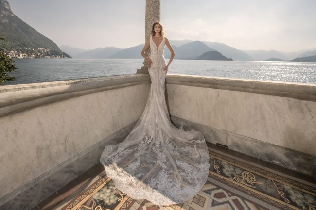 Mauro Lorenzo Fashion Photographer Advertising Campaign studio bridal altamoda handmade diamond lago como Whitedress Moodboard bridaldesigner luxury sposa artDirector woman pizzo coda villa monastero -1561 copia