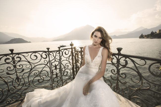 Mauro Lorenzo Fashion Photographer Advertising Campaign studio bridal altamoda handmade diamond lago como Whitedress Moodboard bridaldesigner luxury sposa artDirector woman pizzo coda villa monastero -1561 copia