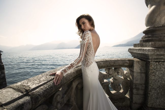 Mauro Lorenzo Fashion Photographer Advertising Campaign studio bridal altamoda handmade diamond lago como Whitedress Moodboard bridaldesigner luxury sposa artDirector woman pizzo coda villa monastero -1561 copia