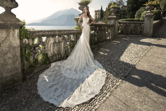 Mauro Lorenzo Fashion Photographer Advertising Campaign studio bridal altamoda handmade diamond lago como Whitedress Moodboard bridaldesigner luxury sposa artDirector woman pizzo coda villa monastero -1561 copia