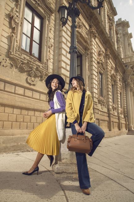 Mauro Lorenzo Fashion Photographer Advertising Campaign studio citymoda commercial madeinitaly handmade store classic Colours Moodboard Boutique Inspiration artDirector denim teatro light gold silver teather leather