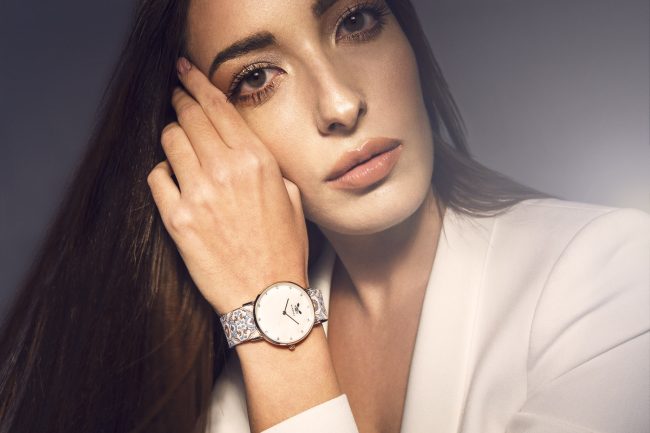 Mauro Lorenzo Fashion Photographer Advertising Campaign studio watch orologi madeinitaly handmade gioielli chrono classic Colours Moodboard Boutique Inspiration artDirector jewelry studio light gold silver blue leather